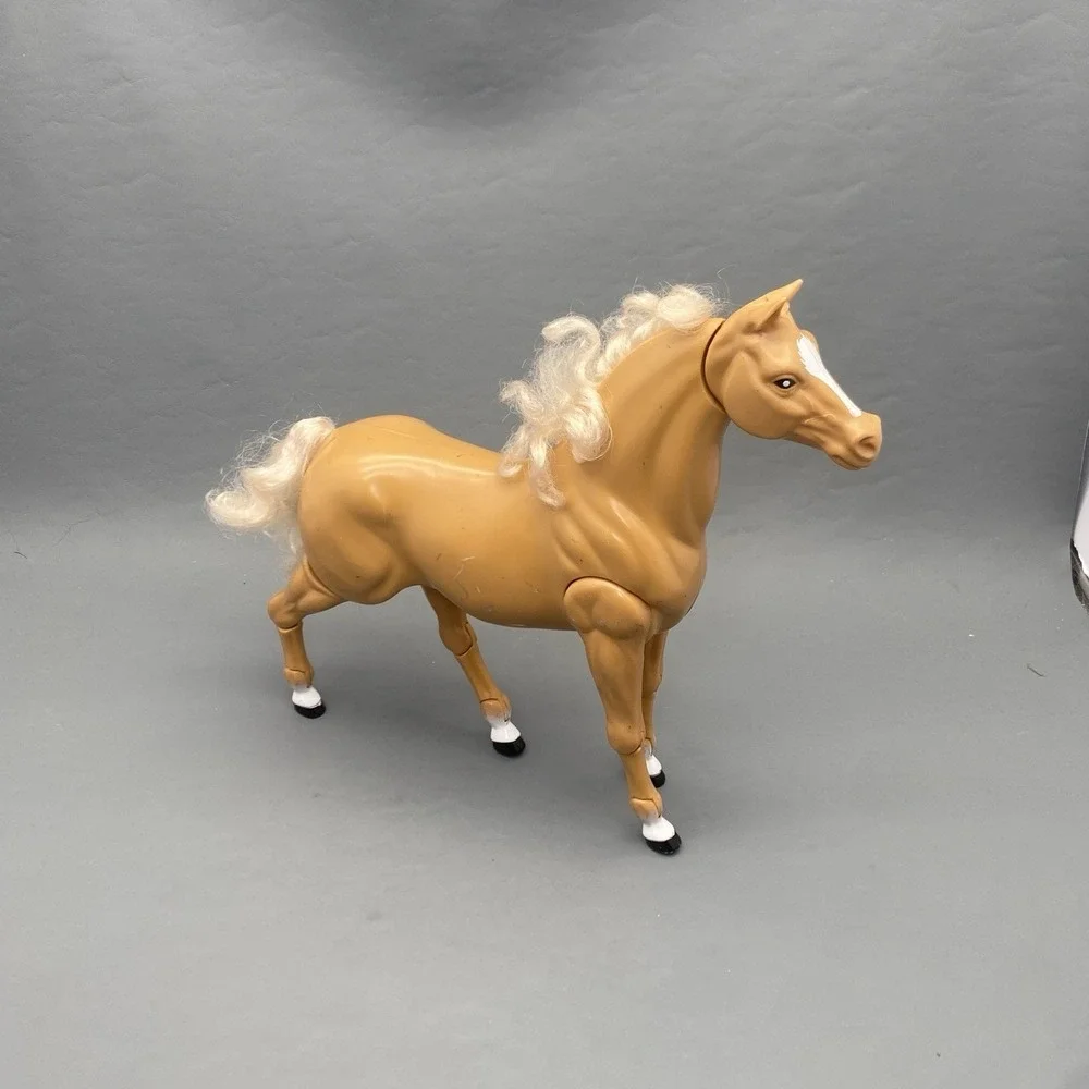 Vintage 1983 Barbie 